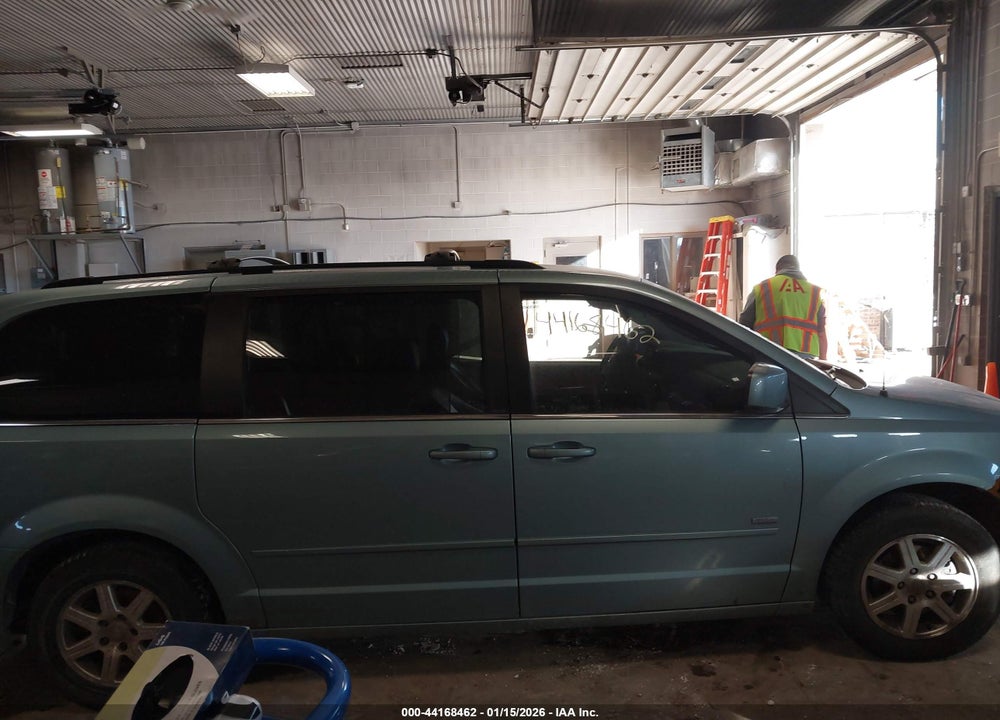 2008 CHRYSLER TOWN & COUNTRY TOURING VIN: 2A8HR54P28R699543
