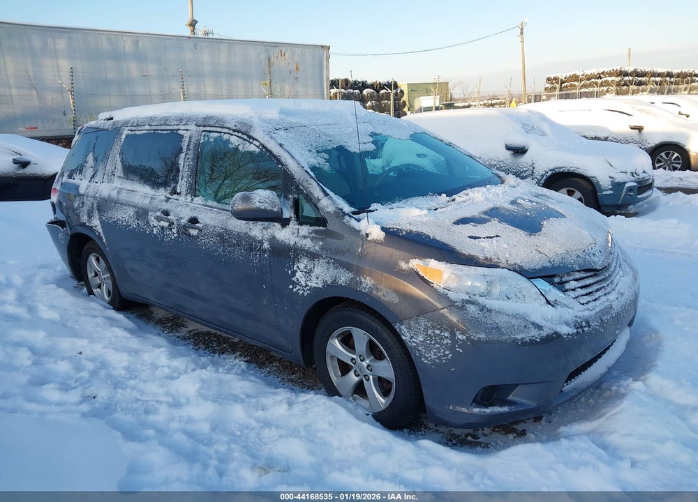2013 TOYOTA SIENNA LE V6 8 PASSENGER VIN: 5TDKK3DC4DS392279