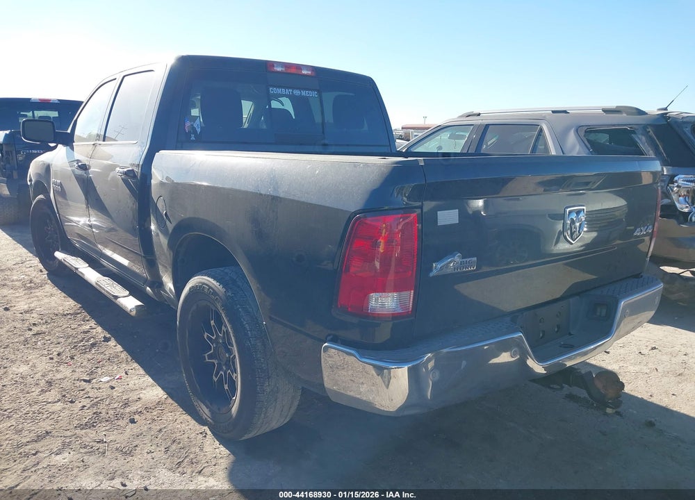 2018 RAM 1500 VIN: 3C6RR7LG3JG264915