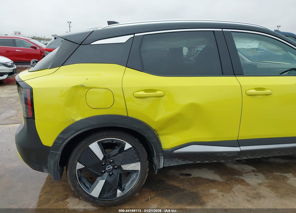 2025 NISSAN KICKS SR FWD VIN: 3N8AP6DA8SL378177