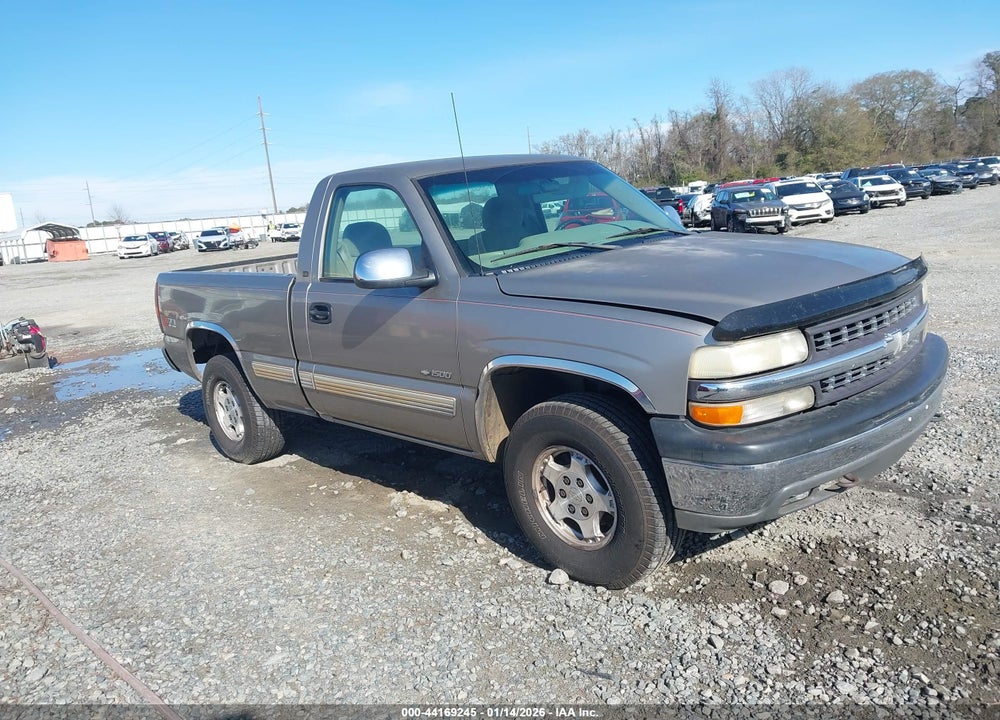 2001 CHEVROLET SILVERADO 1500 LS VIN: 1GCEK14T51Z118651
