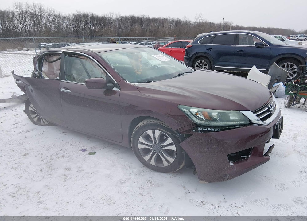 2015 HONDA ACCORD LX VIN: 1HGCR2F38FA188433