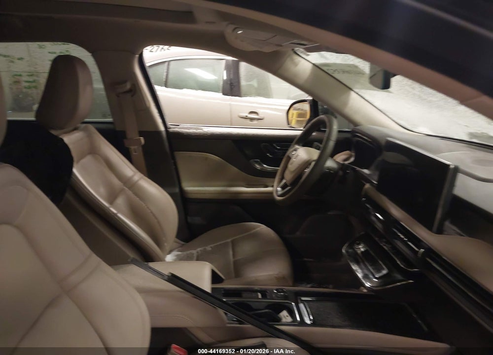 2024 LINCOLN CORSAIR PREMIERE VIN: 5LMCJ1DA1RUL12765