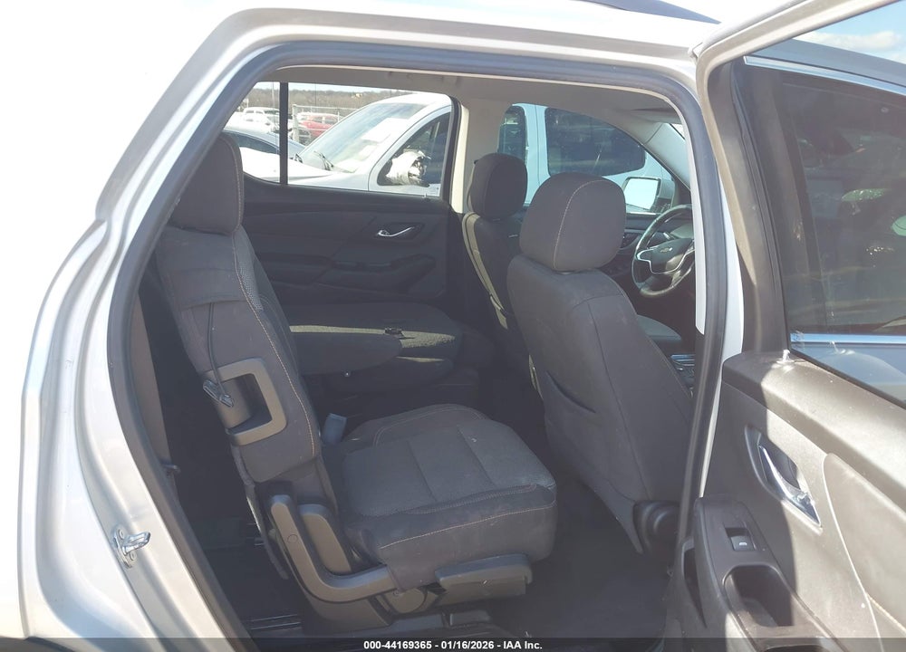 2019 CHEVROLET TRAVERSE 1LT VIN: 1GNERGKWXKJ150384