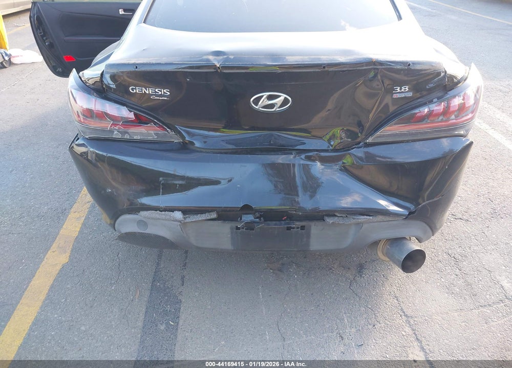 2015 HYUNDAI GENESIS 3.8 R-SPEC VIN: KMHHU6KJ8FU128631