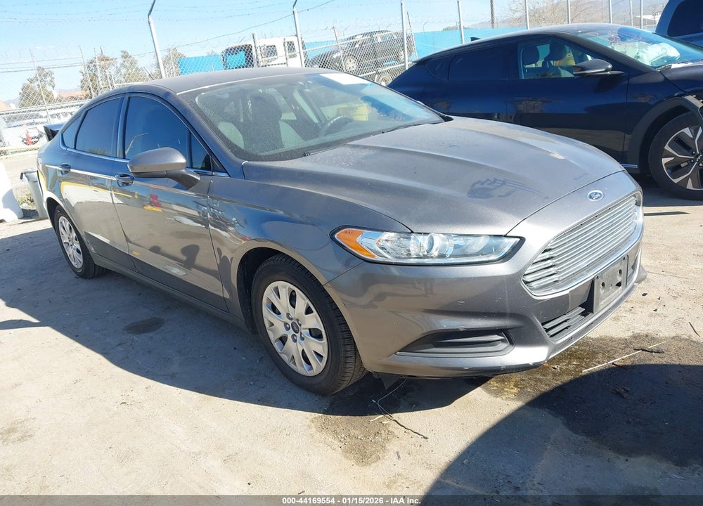 2014 FORD FUSION S VIN: 3FA6P0G75ER354649