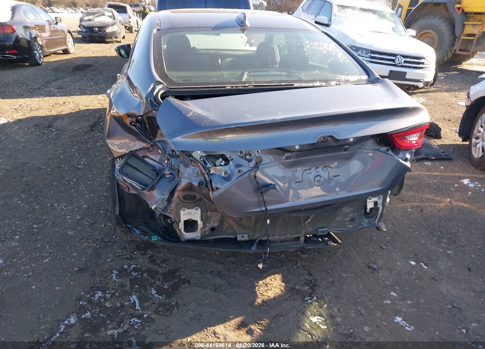 2019 HONDA INSIGHT EX VIN: 19XZE4F50KE022139