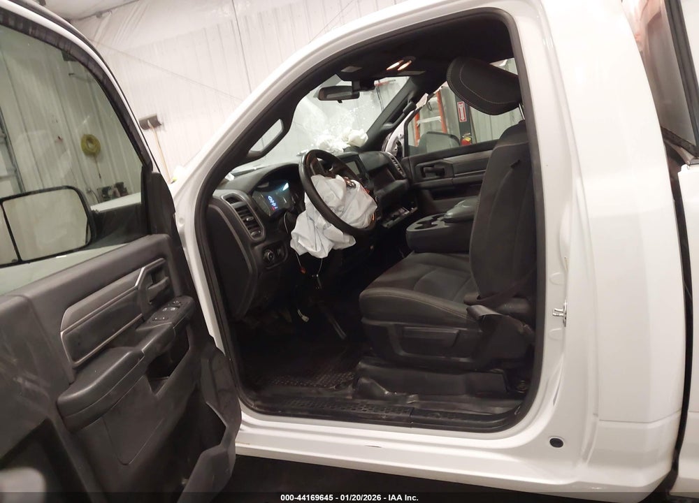 2022 RAM 2500 TRADESMAN  4X4 8' BOX VIN: 3C6MR5AJ6NG169378