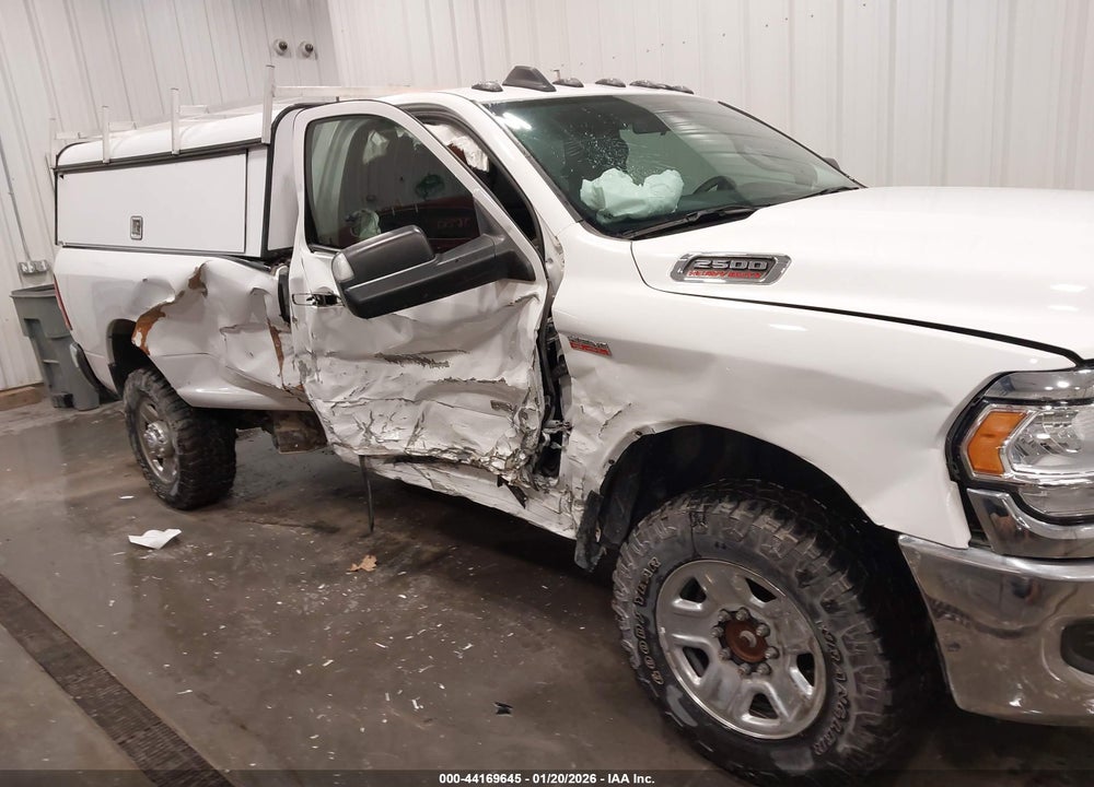 2022 RAM 2500 TRADESMAN  4X4 8' BOX VIN: 3C6MR5AJ6NG169378
