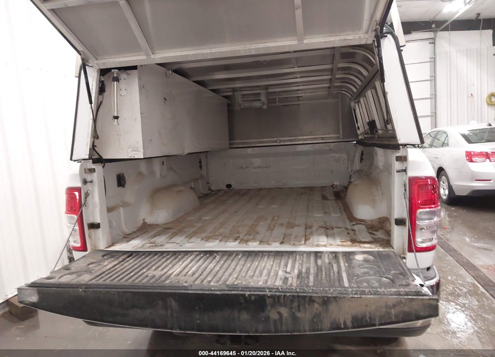 2022 RAM 2500 TRADESMAN  4X4 8' BOX VIN: 3C6MR5AJ6NG169378