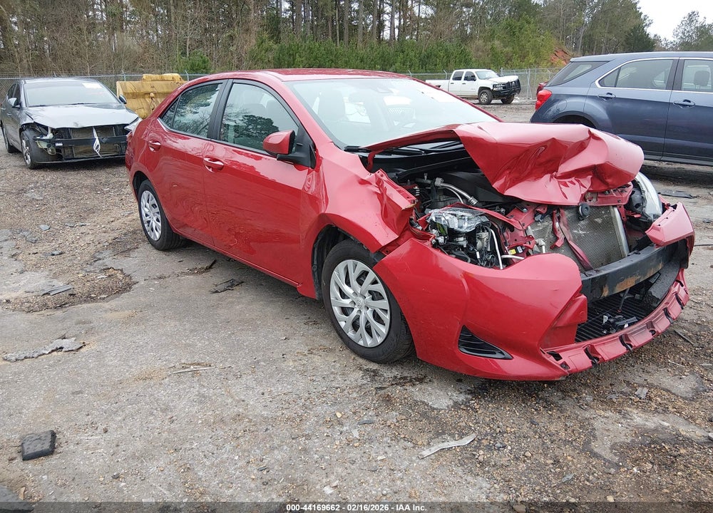 2018 TOYOTA COROLLA LE VIN: 2T1BURHE4JC021314
