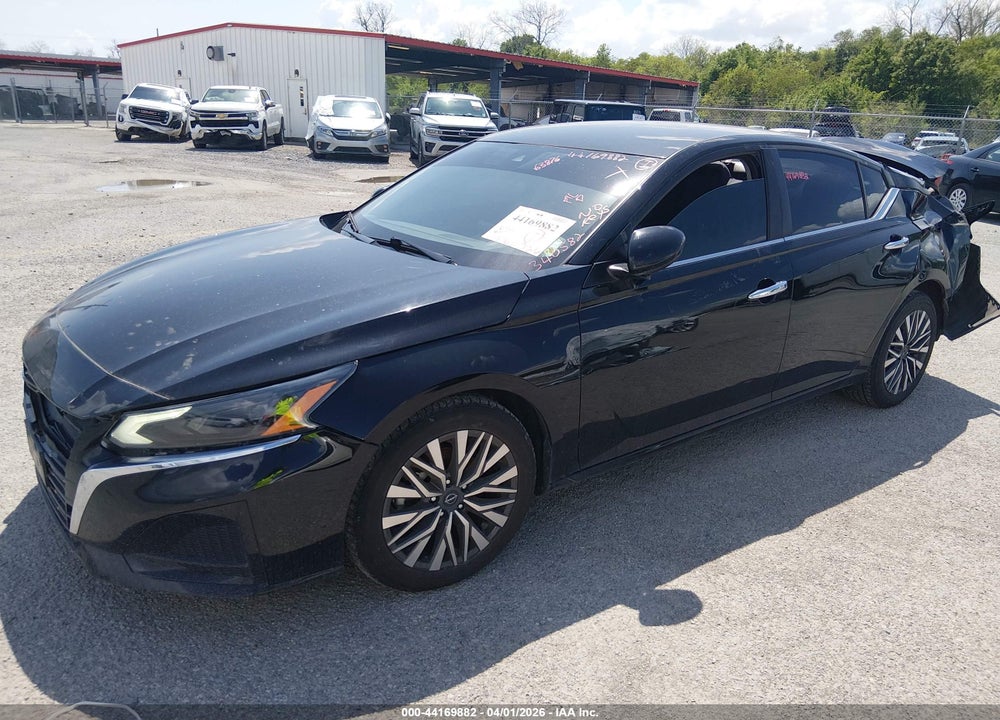 2023 NISSAN ALTIMA SV FWD VIN: 1N4BL4DV3PN340582