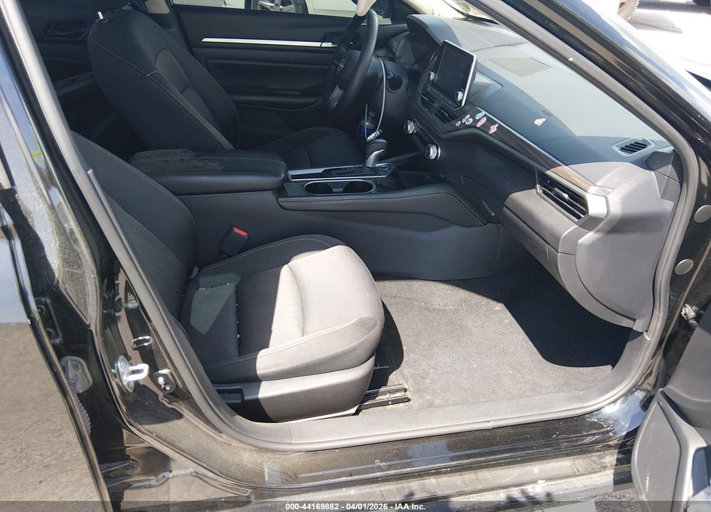 2023 NISSAN ALTIMA SV FWD VIN: 1N4BL4DV3PN340582