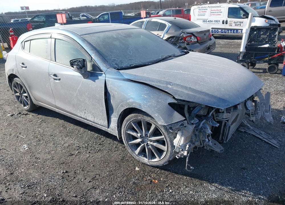 2018 MAZDA 3 TOURING VIN: 3MZBN1L37JM275401