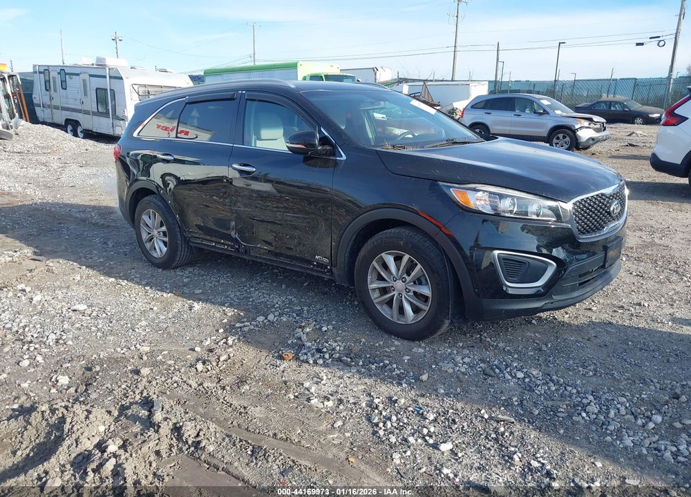 2017 KIA SORENTO 3.3L LX VIN: 5XYPGDA51HG231698