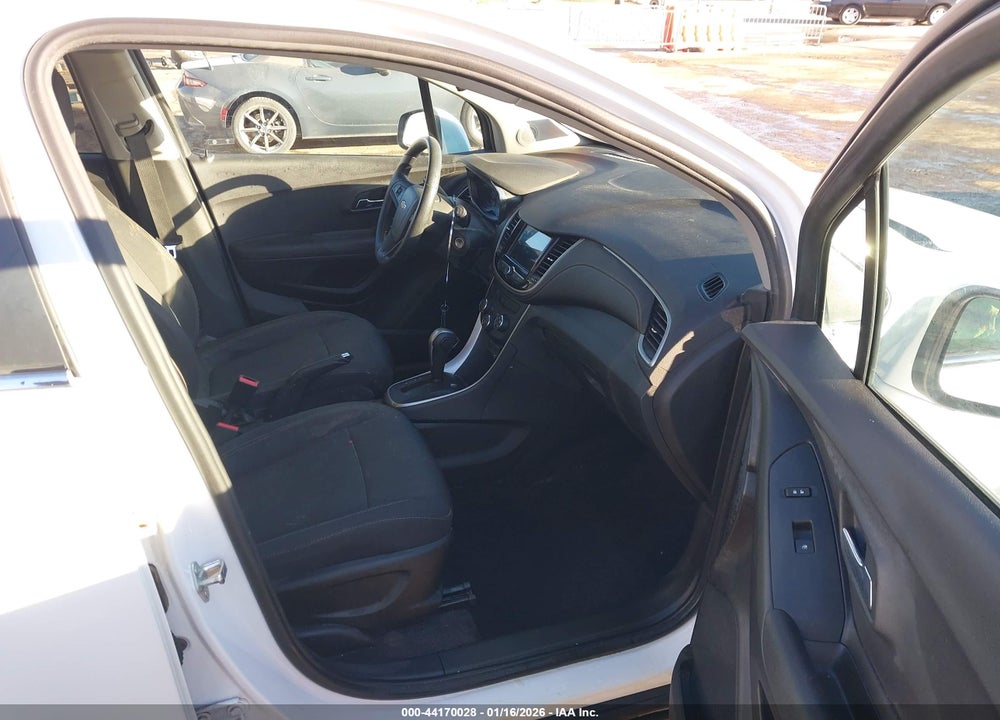 2019 CHEVROLET TRAX LT VIN: 3GNCJLSB6KL160245