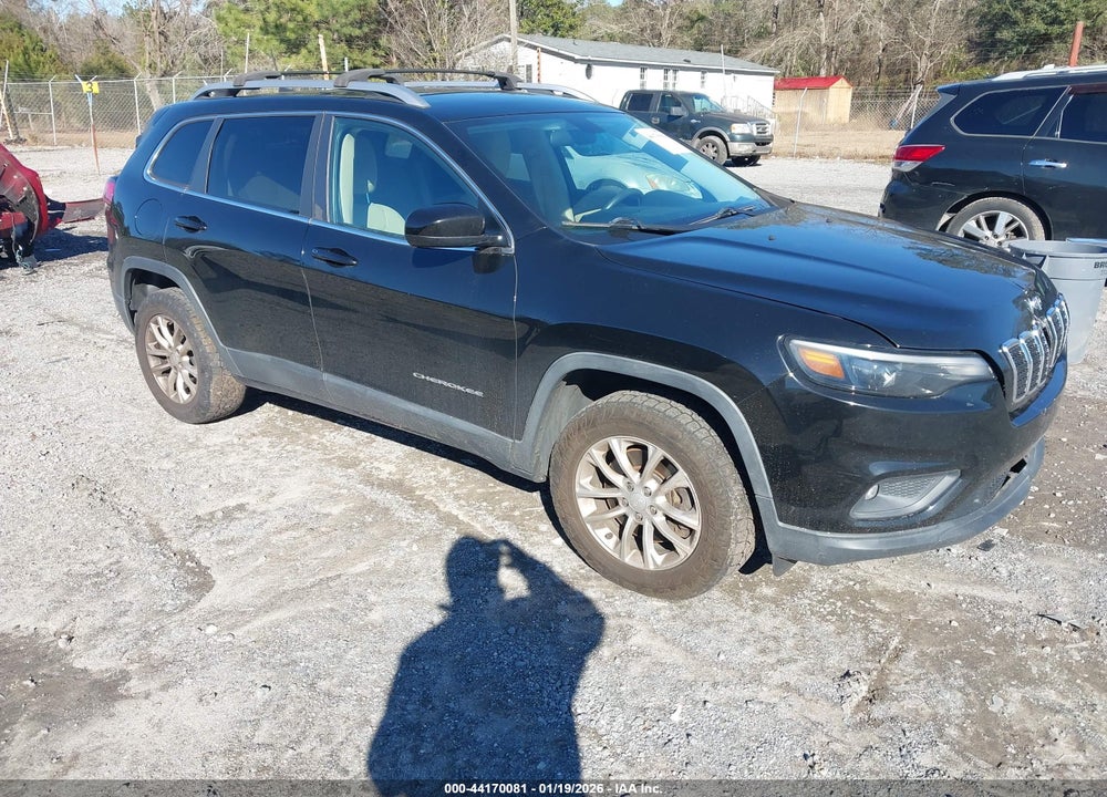 2019 JEEP CHEROKEE LATITUDE 4X4 VIN: 1C4PJMCB8KD251280