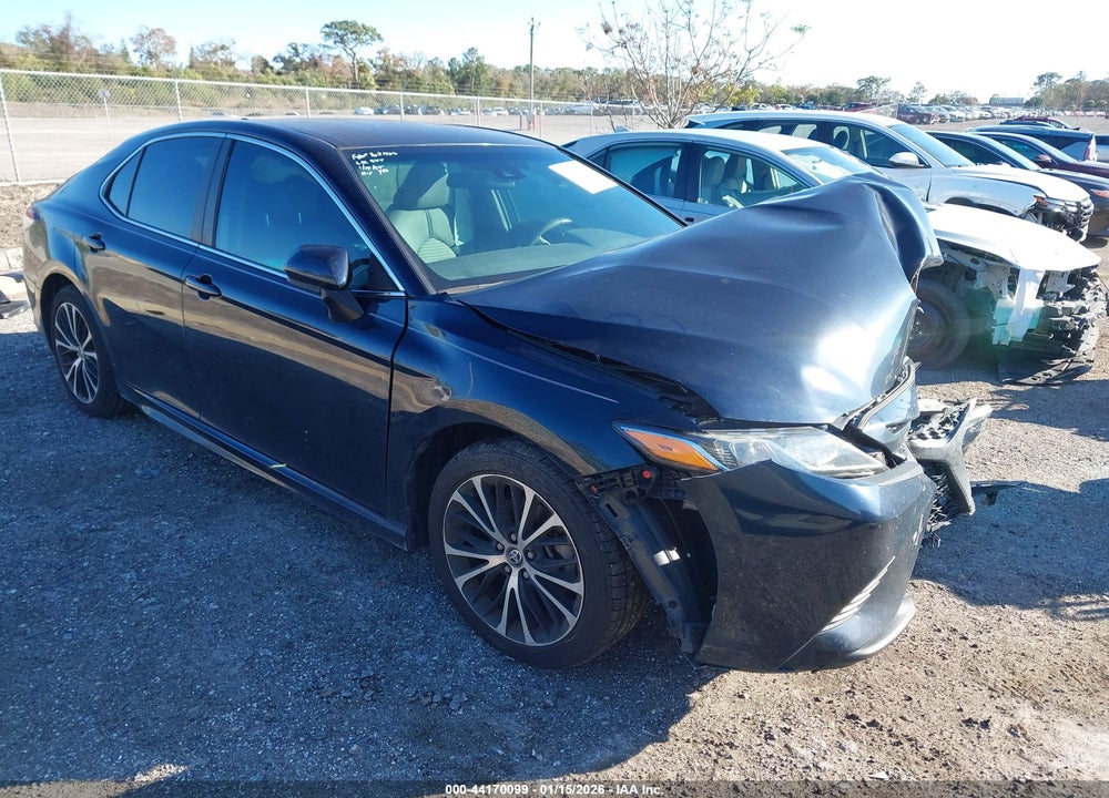 2020 TOYOTA CAMRY SE VIN: 4T1G11AK1LU973561