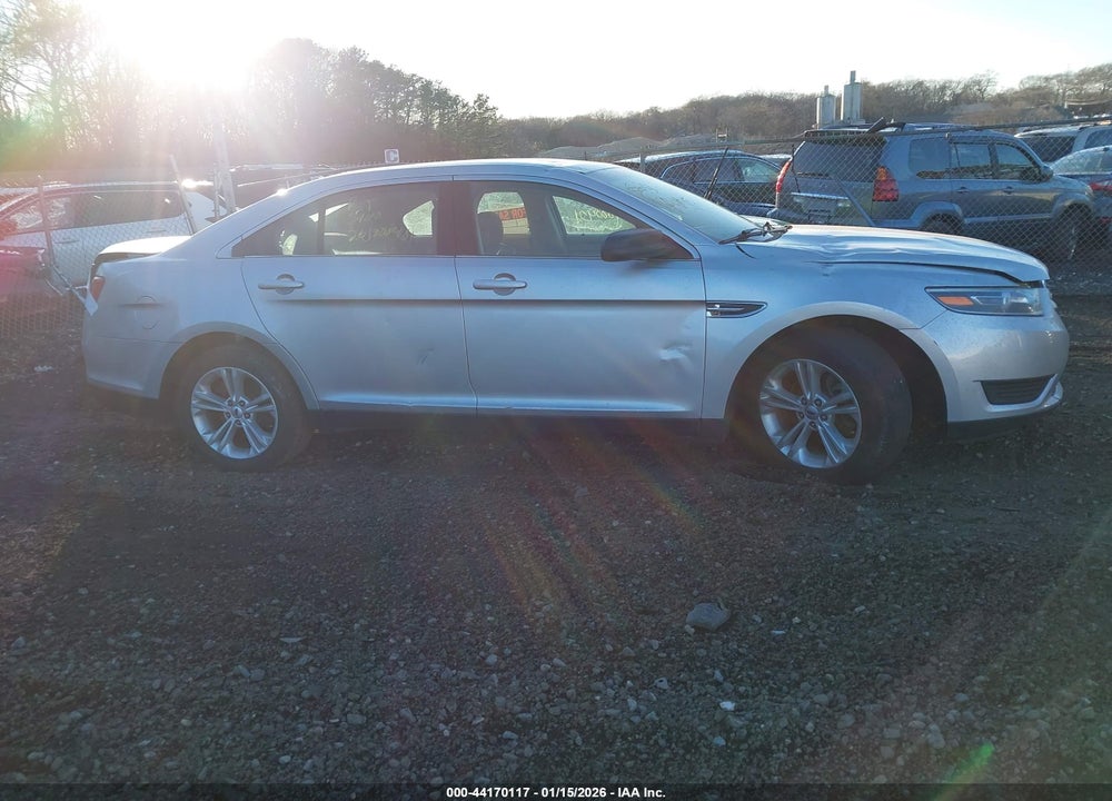 2018 FORD TAURUS SE VIN: 1FAHP2D84JG122725