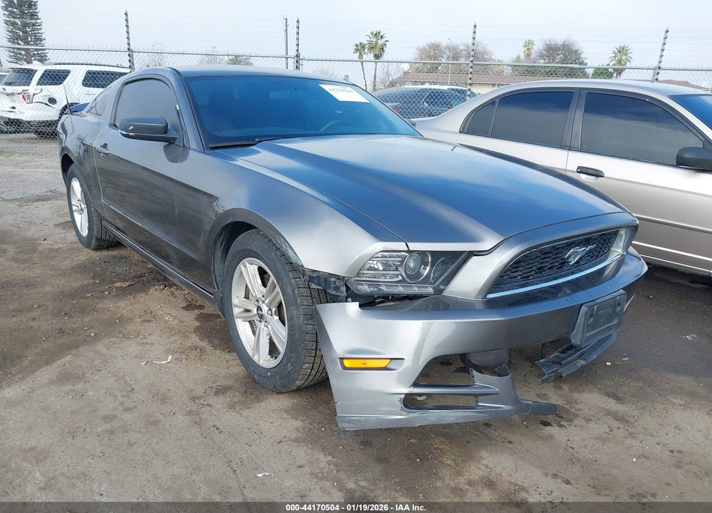 2014 FORD MUSTANG V6 VIN: 1ZVBP8AM3E5212869