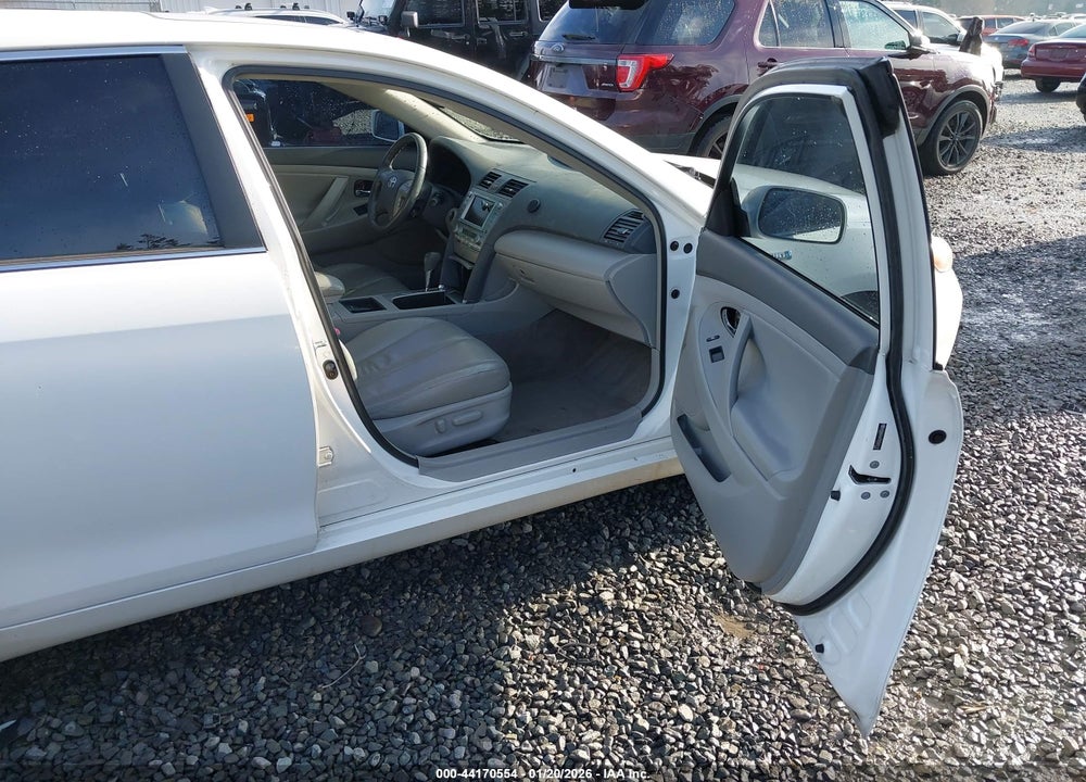 2007 TOYOTA CAMRY HYBRID VIN: JTNBB46K573001121