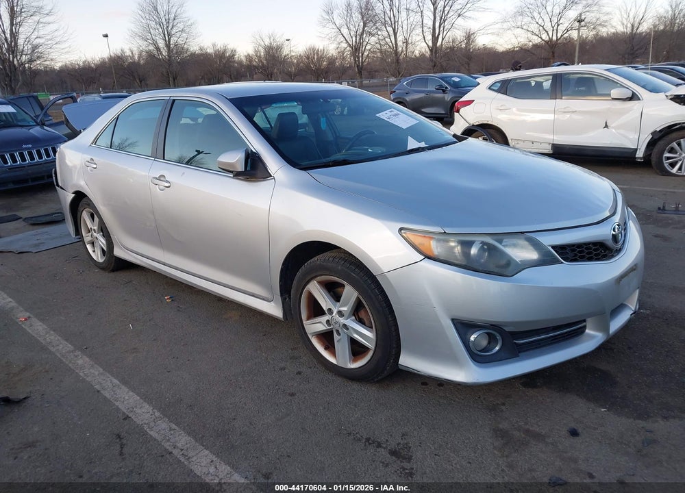2014 TOYOTA CAMRY SE VIN: 4T1BF1FK7EU432165