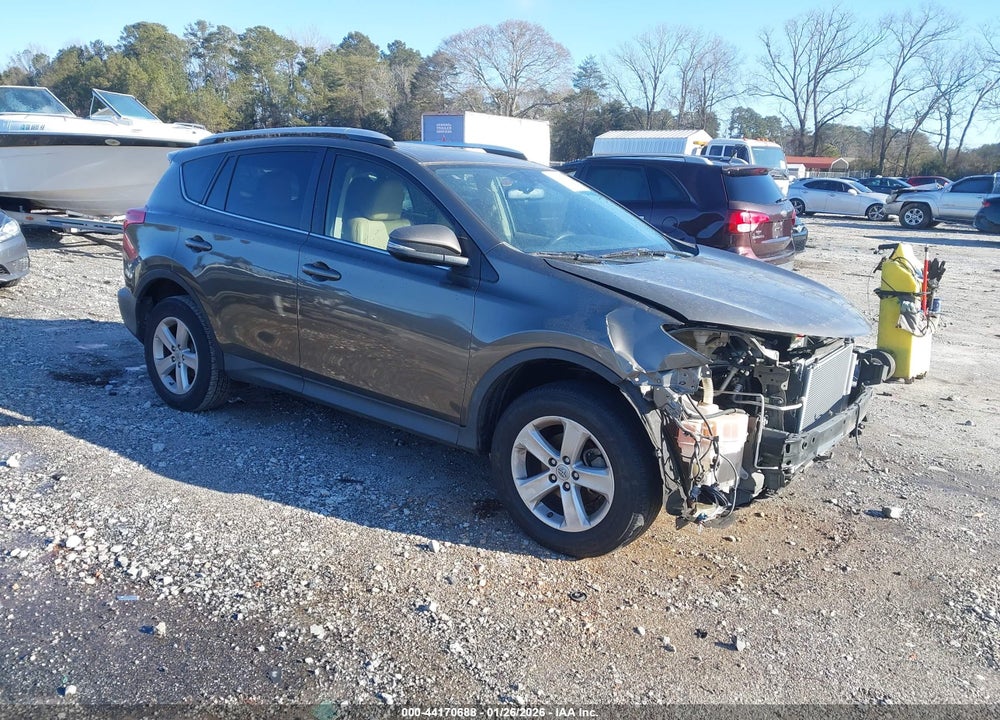 2013 TOYOTA RAV4 XLE VIN: JTMWFREV5DD010281