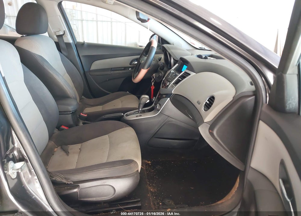 2014 CHEVROLET CRUZE LS VIN: 1G1PA5SH0E7312323