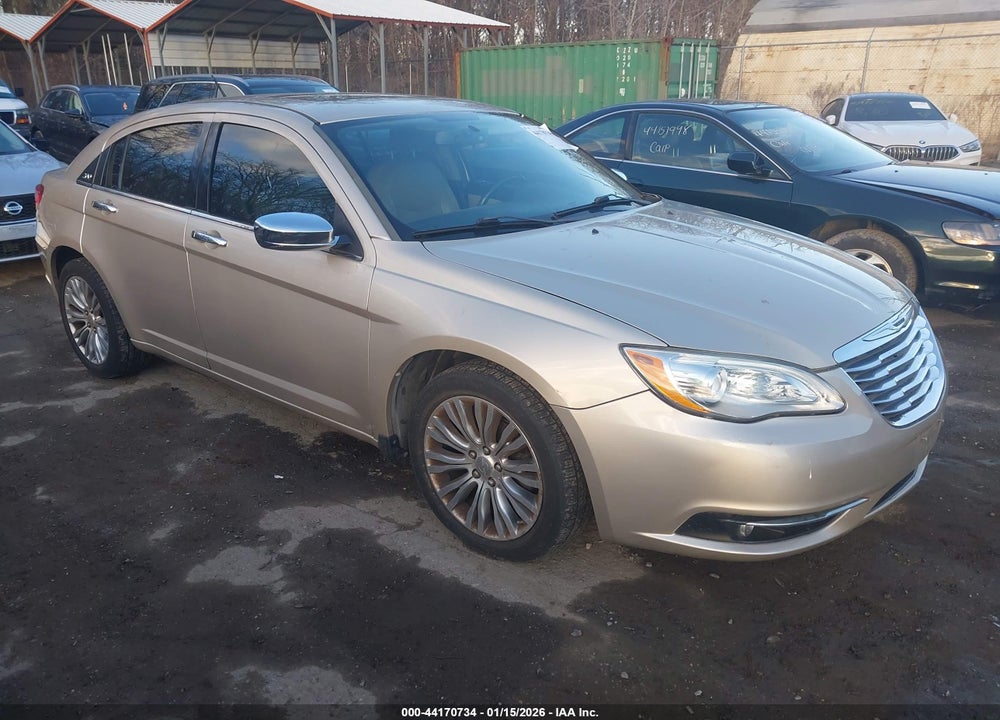 2013 CHRYSLER 200 LIMITED VIN: 1C3CCBCG3DN575120