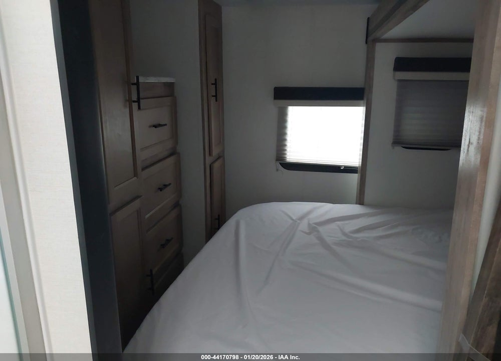 2024 GULFSTREAM KINGSPORT VIN: 1NL1G4026R1173841
