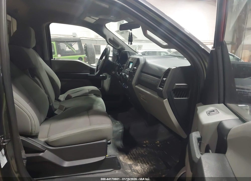 2019 FORD F-350 XL VIN: 1FTRF3B6XKEF08734