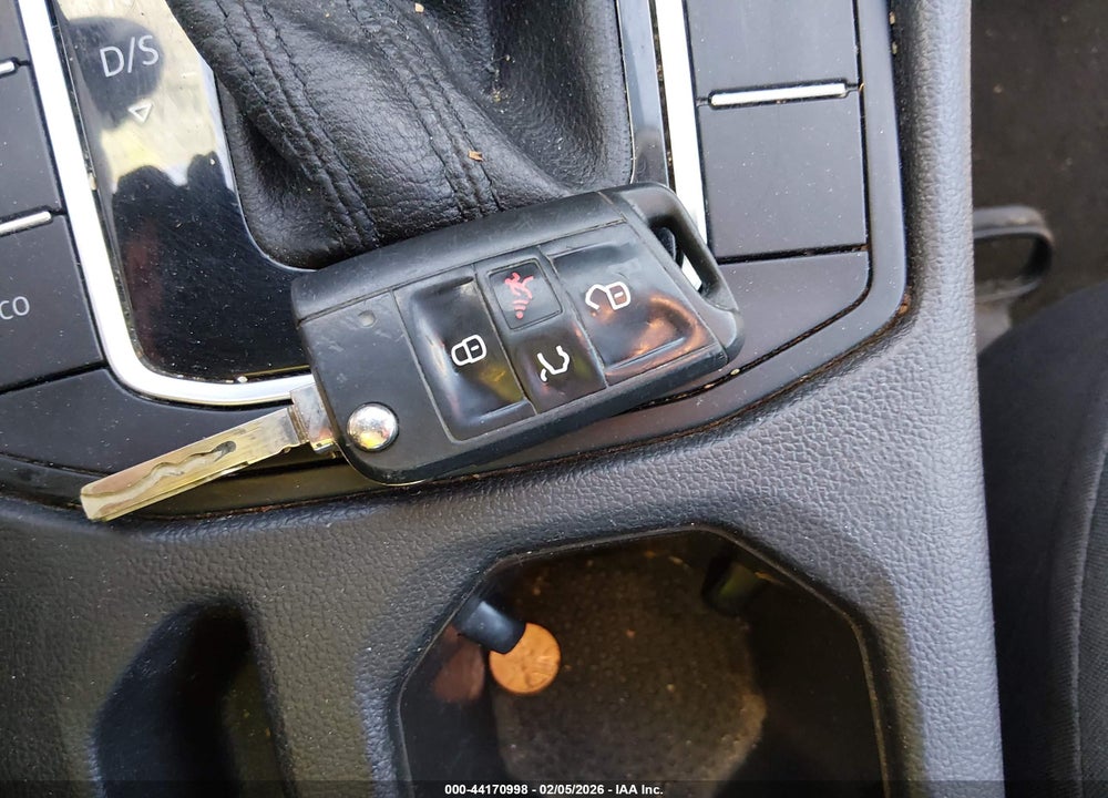 2019 VOLKSWAGEN JETTA VIN: 3VWC57BU4KM089284
