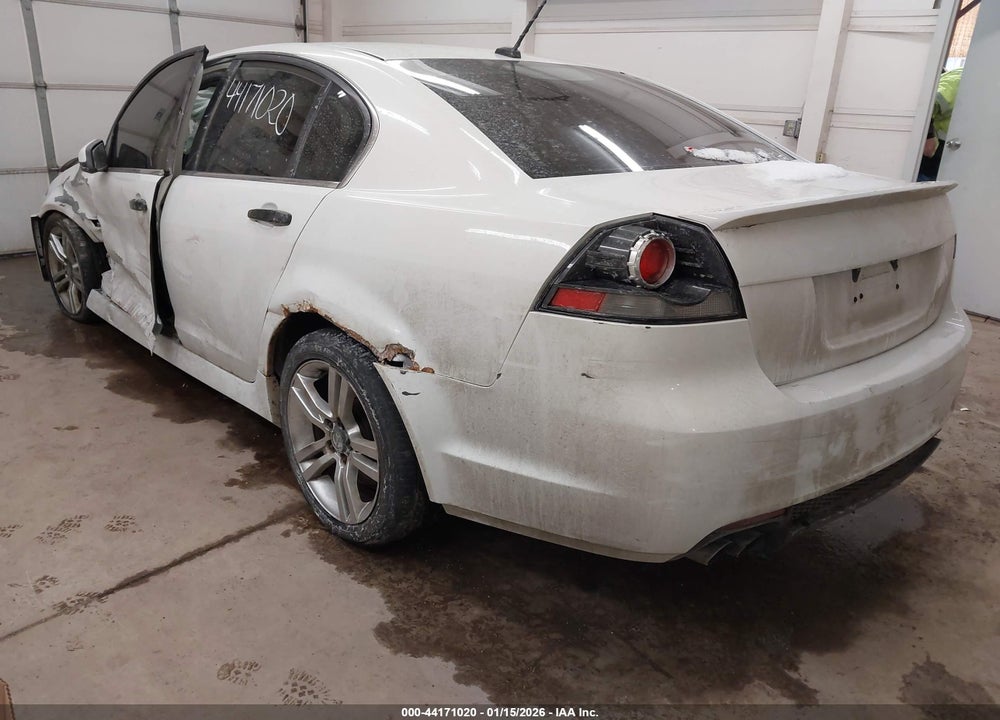 2009 PONTIAC G8 VIN: 6G2ER57799L177791