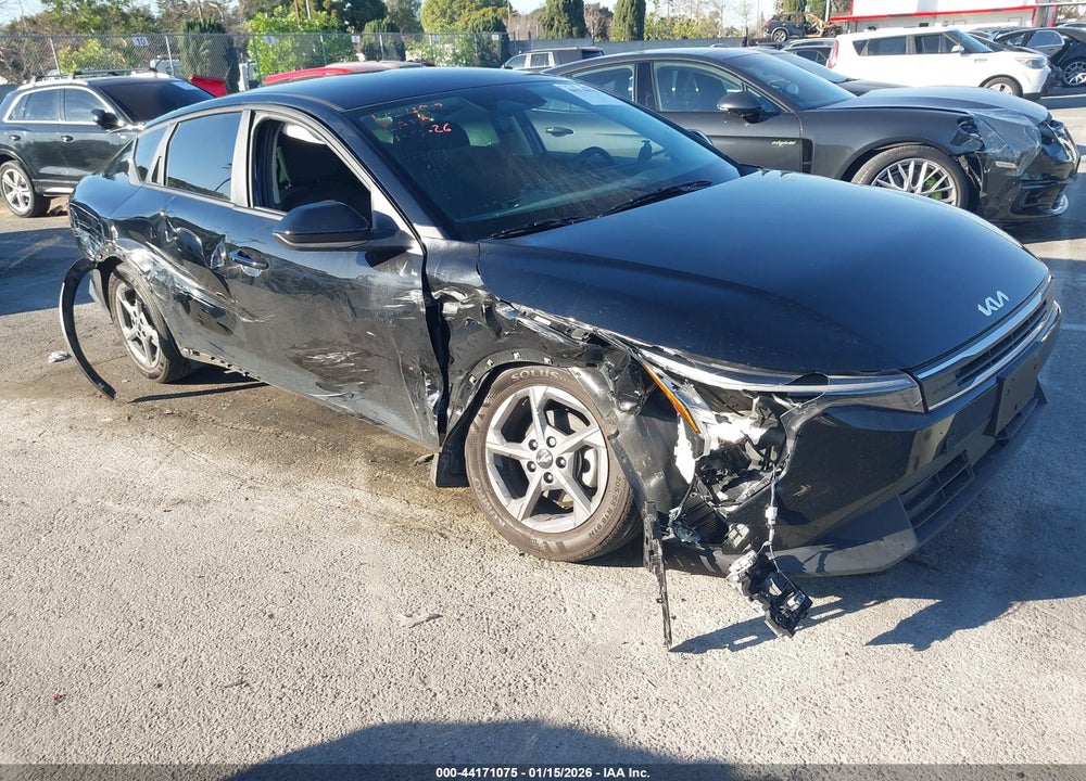 2025 KIA K4 LXS VIN: 3KPFT4DE0SE040989