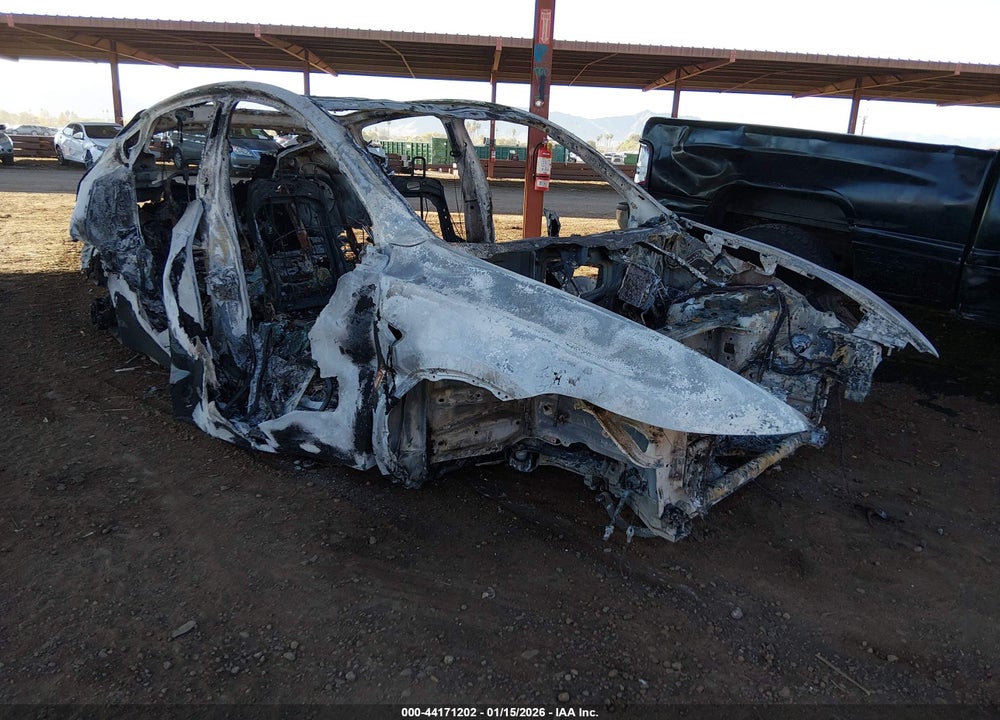 2026 TESLA MODEL Y PREMIUM REAR-WHEEL DRIVE/STANDARD REAR-WHEEL DRIVE VIN: 7SAYGDED2TF408803