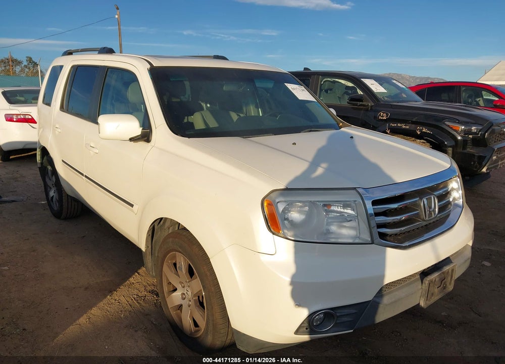 2015 HONDA PILOT TOURING VIN: 5FNYF3H94FB017531
