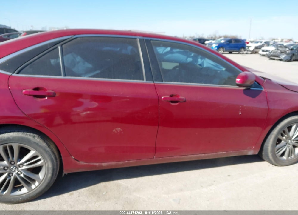 2017 TOYOTA CAMRY SE VIN: 4T1BF1FK8HU649227