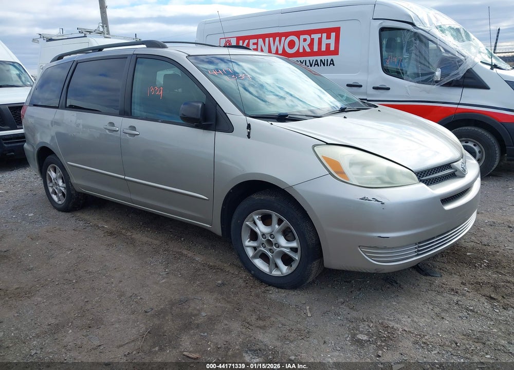 2004 TOYOTA SIENNA LE VIN: 5TDBA23C44S017314
