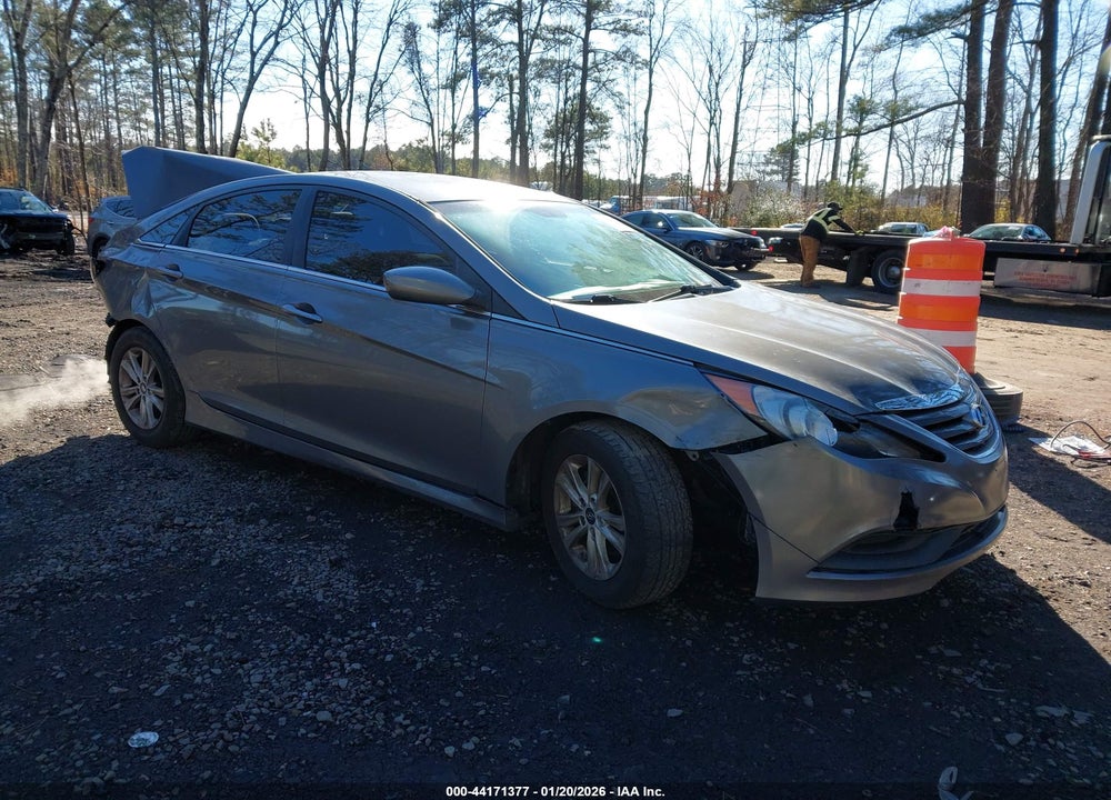 2014 HYUNDAI SONATA GLS VIN: 5NPEB4AC1EH923839
