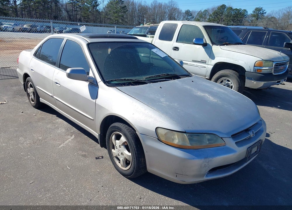 1999 HONDA ACCORD EX VIN: 1HGCG565XXA073388