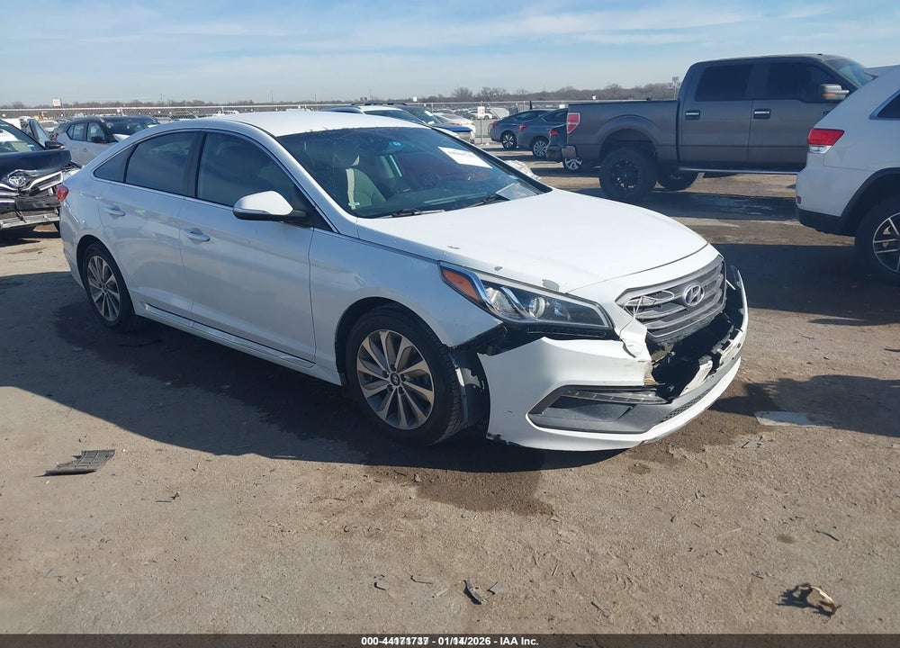 2015 HYUNDAI SONATA SPORT VIN: 5NPE34AF6FH033961