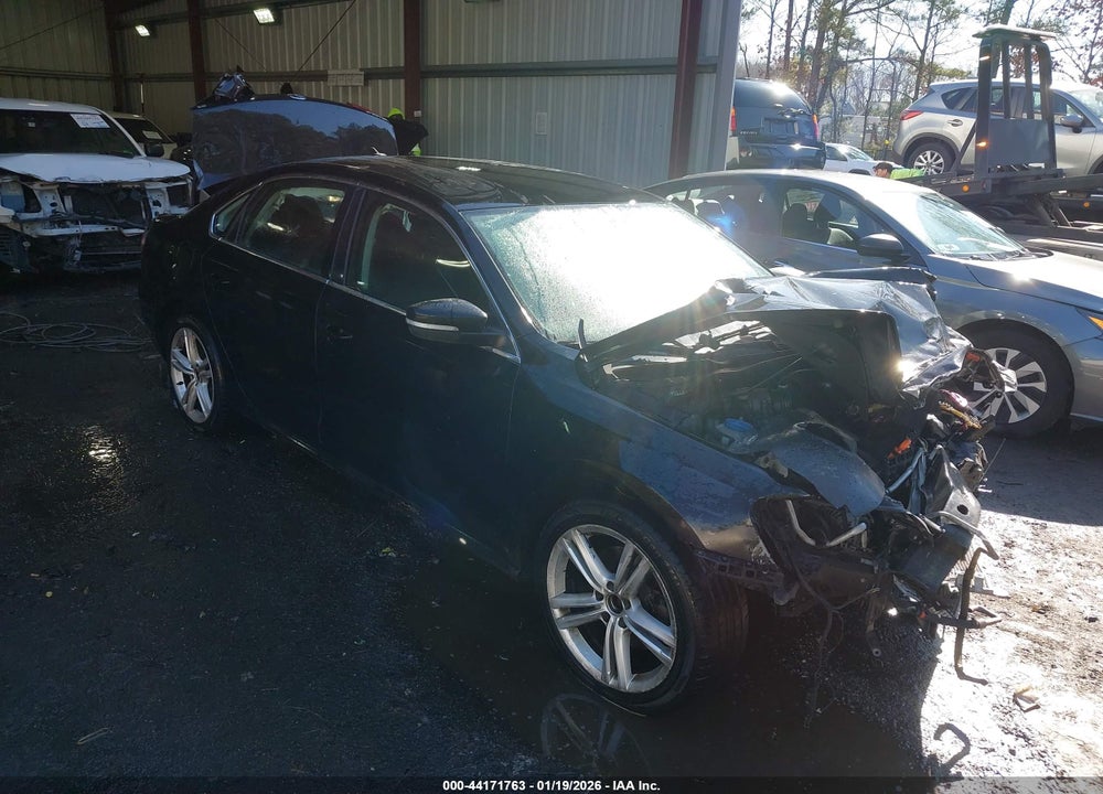 2013 VOLKSWAGEN PASSAT 2.5L SE VIN: 1VWBP7A34DC099123