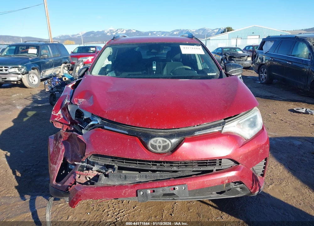 2018 TOYOTA RAV4 LE VIN: 2T3BFREV1JW710358