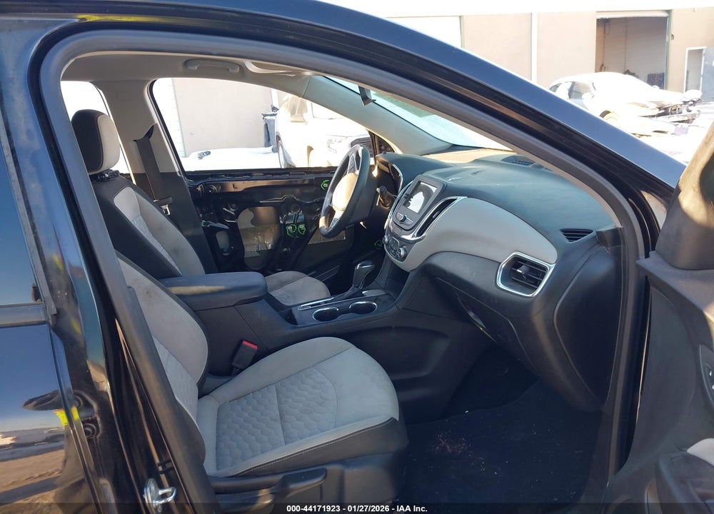 2019 CHEVROLET EQUINOX LS VIN: 2GNAXHEV7K6259427