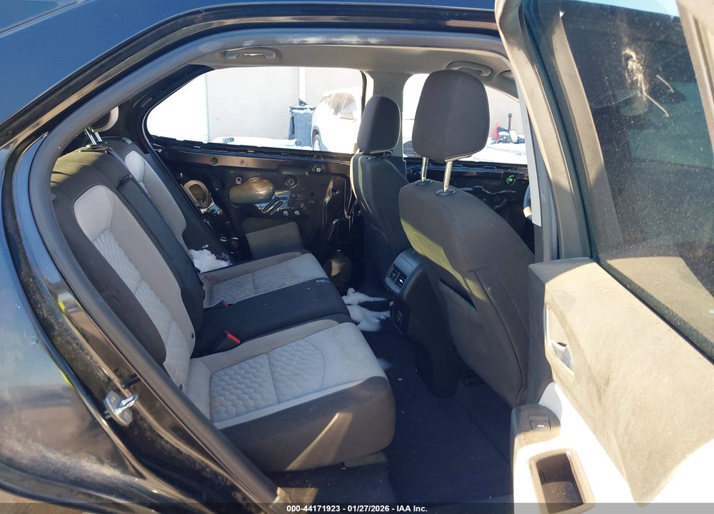 2019 CHEVROLET EQUINOX LS VIN: 2GNAXHEV7K6259427