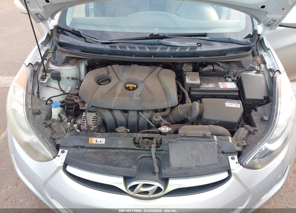 2013 HYUNDAI ELANTRA GLS VIN: KMHDH4AE8DU649034