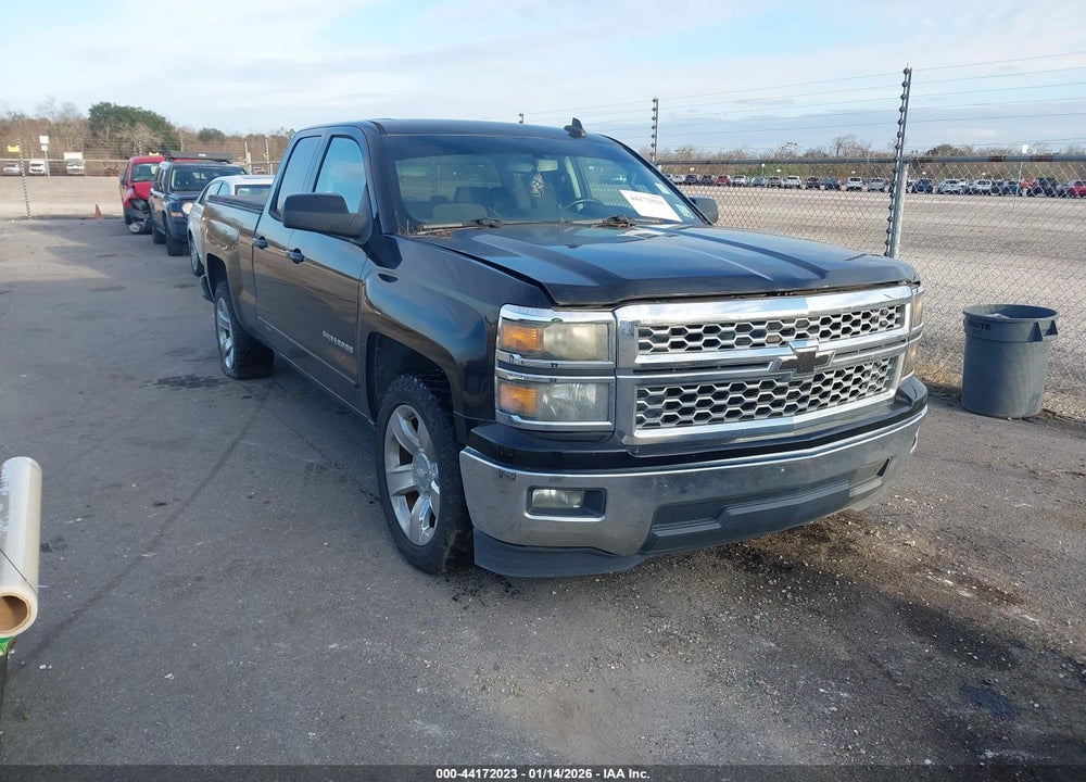 2015 CHEVROLET SILVERADO 1500 1LT VIN: 1GCRCREC5FZ145755