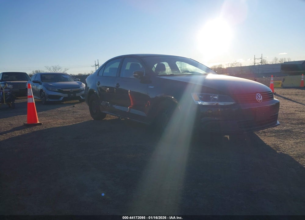 2014 VOLKSWAGEN JETTA 1.8T SE VIN: 3VWD07AJ8EM394821