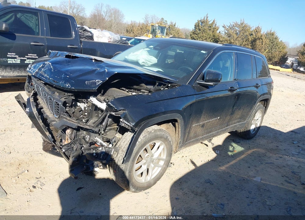 2023 JEEP GRAND CHEROKEE LAREDO 4X4 VIN: 1C4RJHAG3PC566225