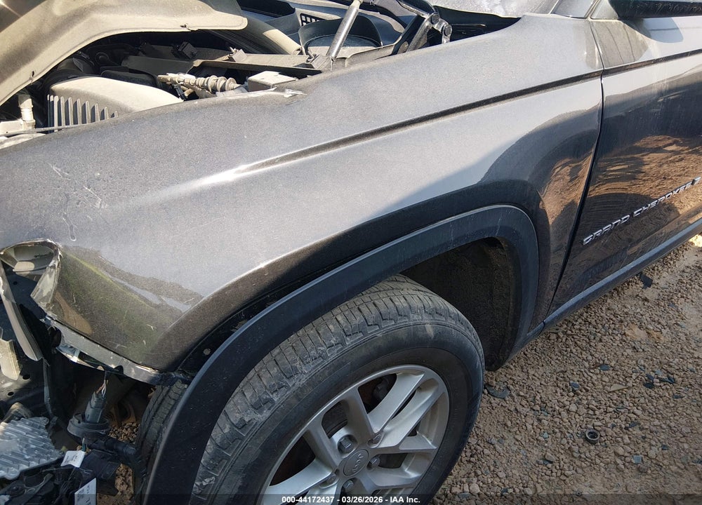 2023 JEEP GRAND CHEROKEE LAREDO 4X4 VIN: 1C4RJHAG3PC566225